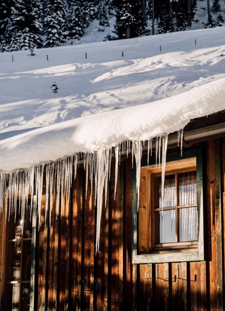 Eiszapfen im Winter © SalzburgerLand Tourismus / Chris Perkles