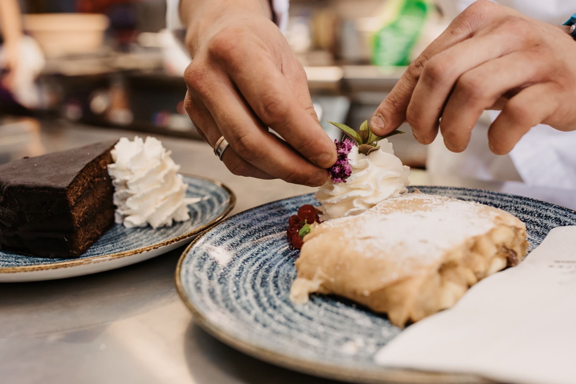 Hausgemachter Apfelstrudel