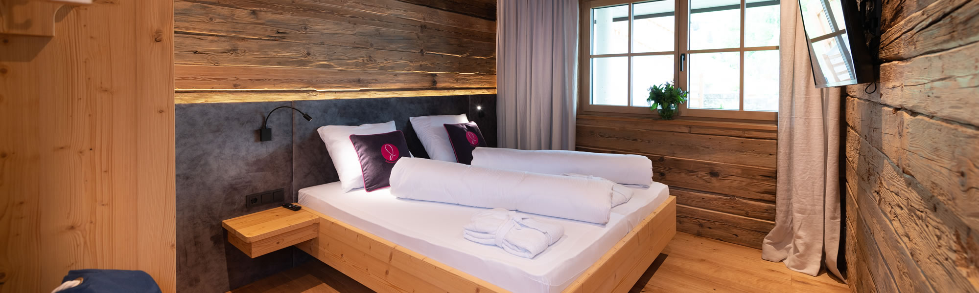 Zimmer im Dorfer Chalet Lois @ Selina Flasch