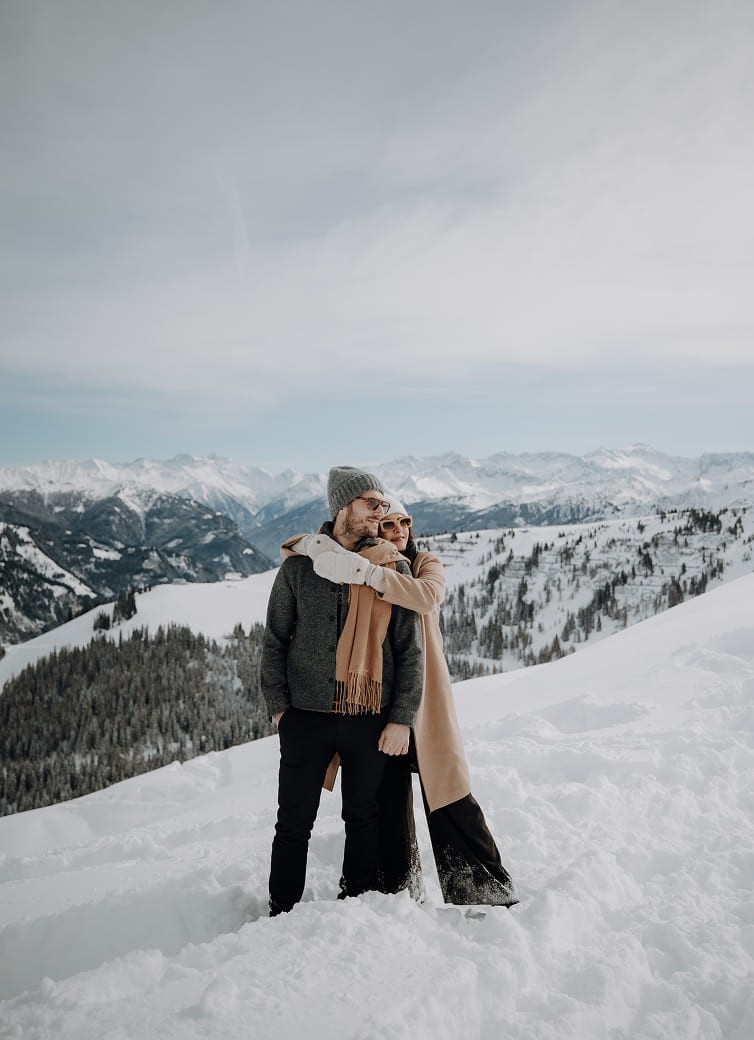 Paar beim Winterwandern &copy; Elisabeth Toferer