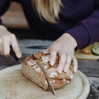 Frisch gebackenes Brot - ein Muss zu jeder Brettljause 