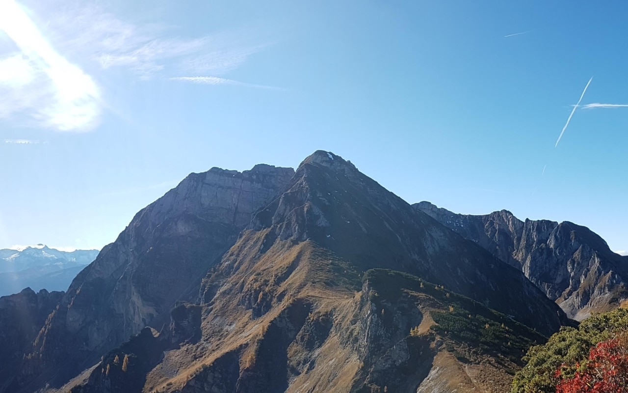 Blick vom Heukareck zur Höllwand